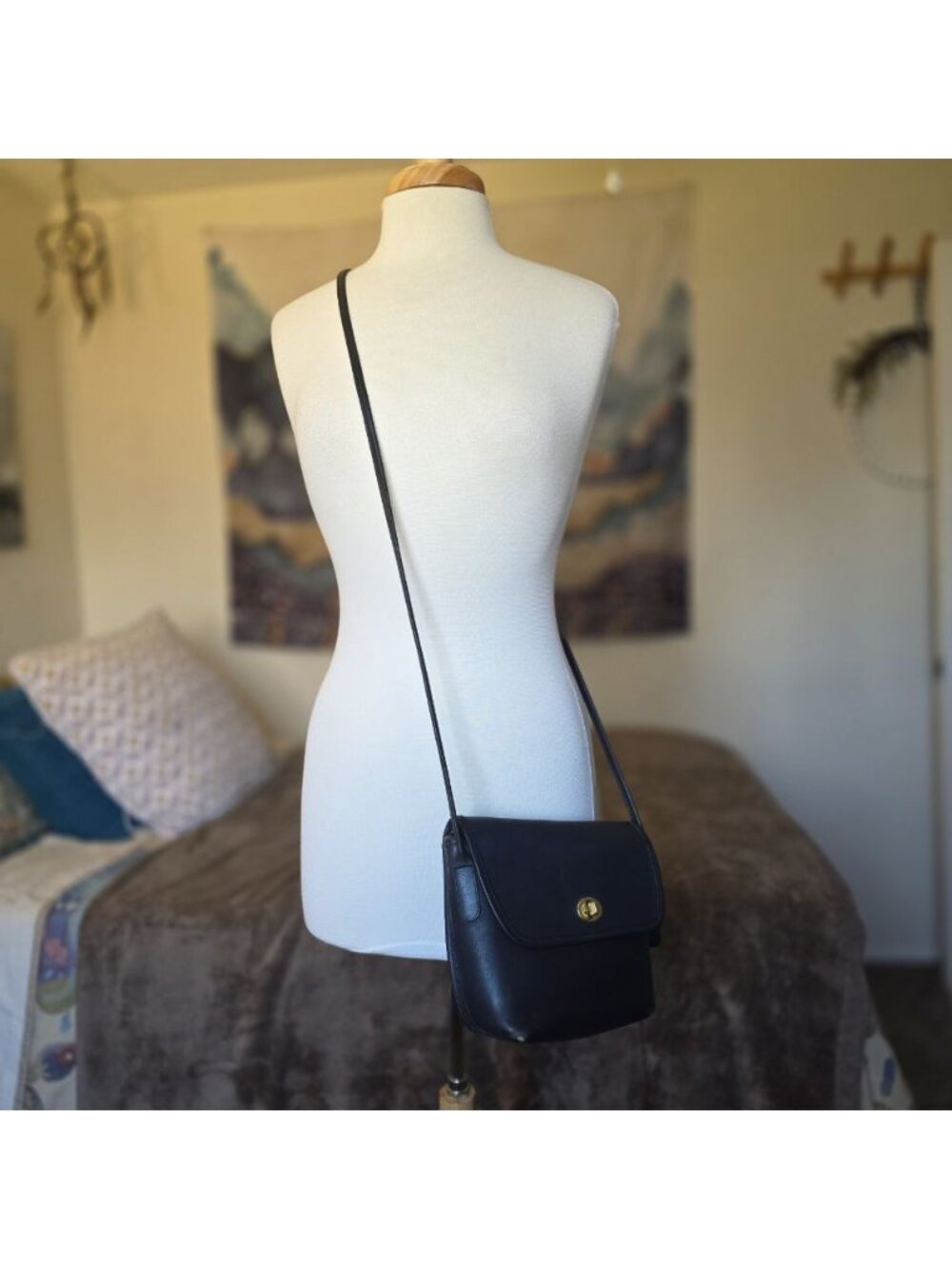Vintage Coach Quincy Crossbody Bag Black Leather USA 9919 Authenticated - Picture 8 of 16